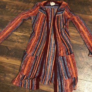 Long BillaBong cardigan with pockets!
